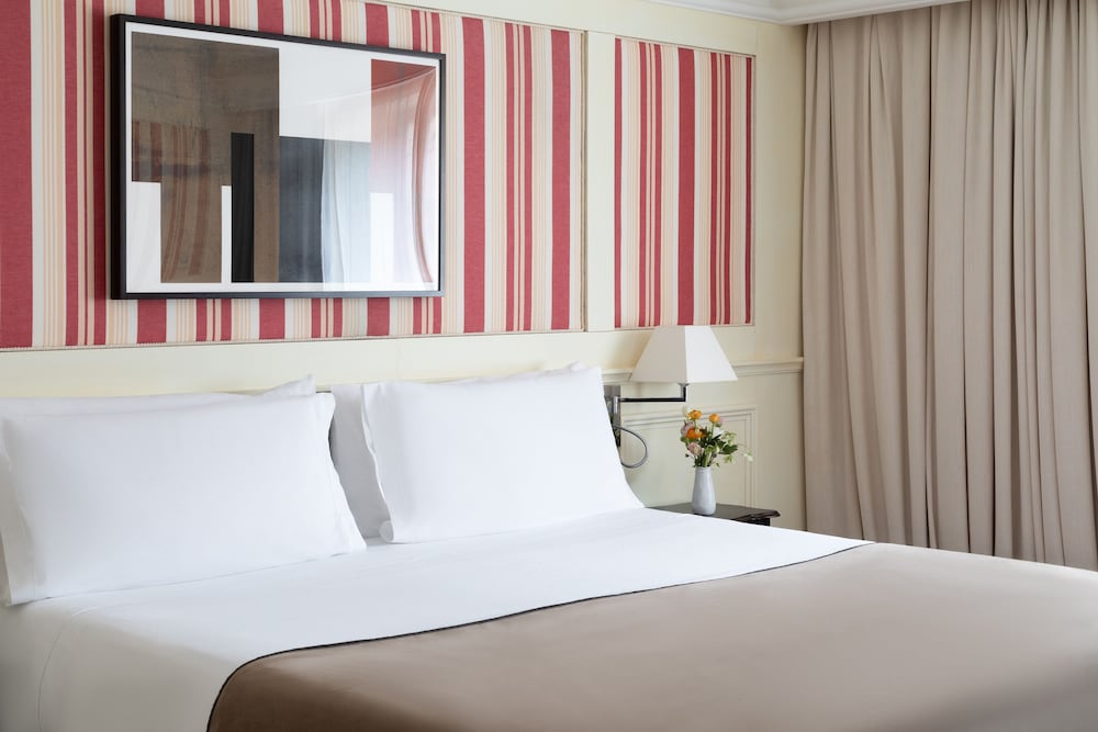 Privilege Room - Photo 1