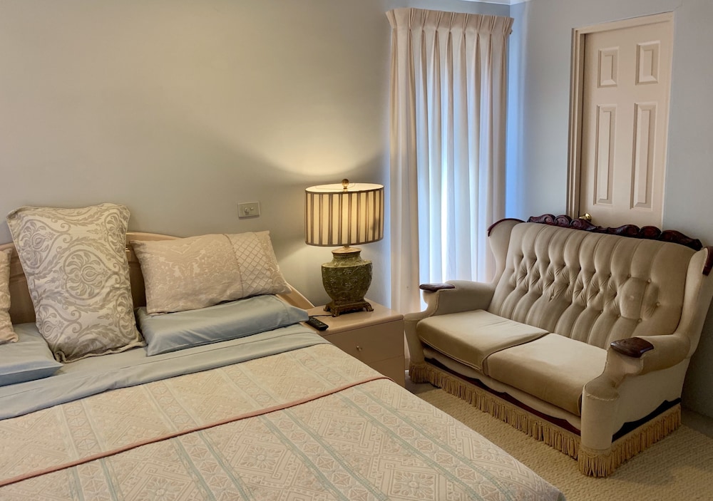 Luxury Suite, 1 Bedroom, Ocean View, Oceanfront photo 2