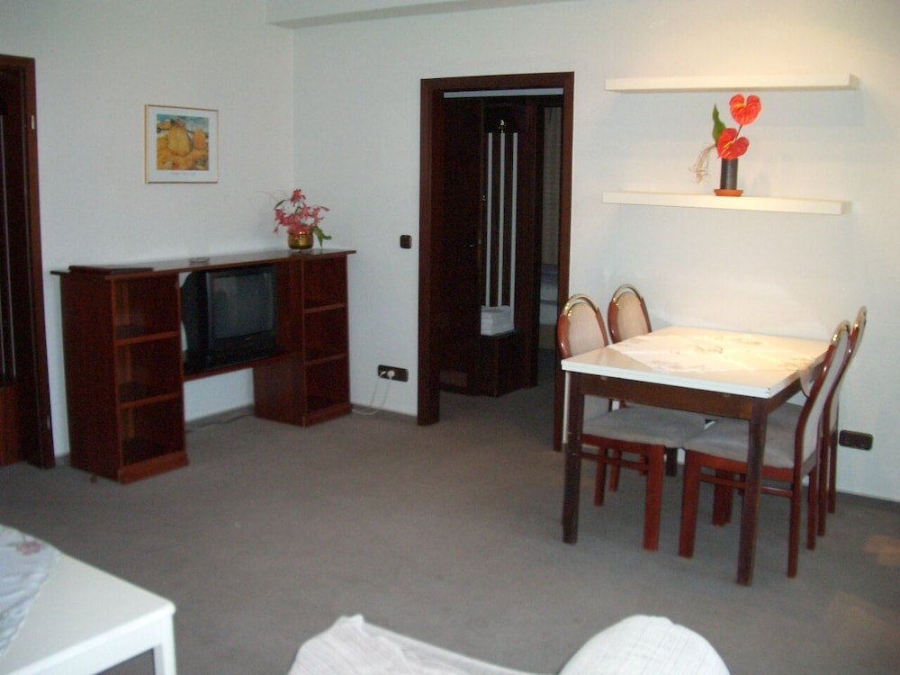 Apartment, 2 Bedrooms photo 3