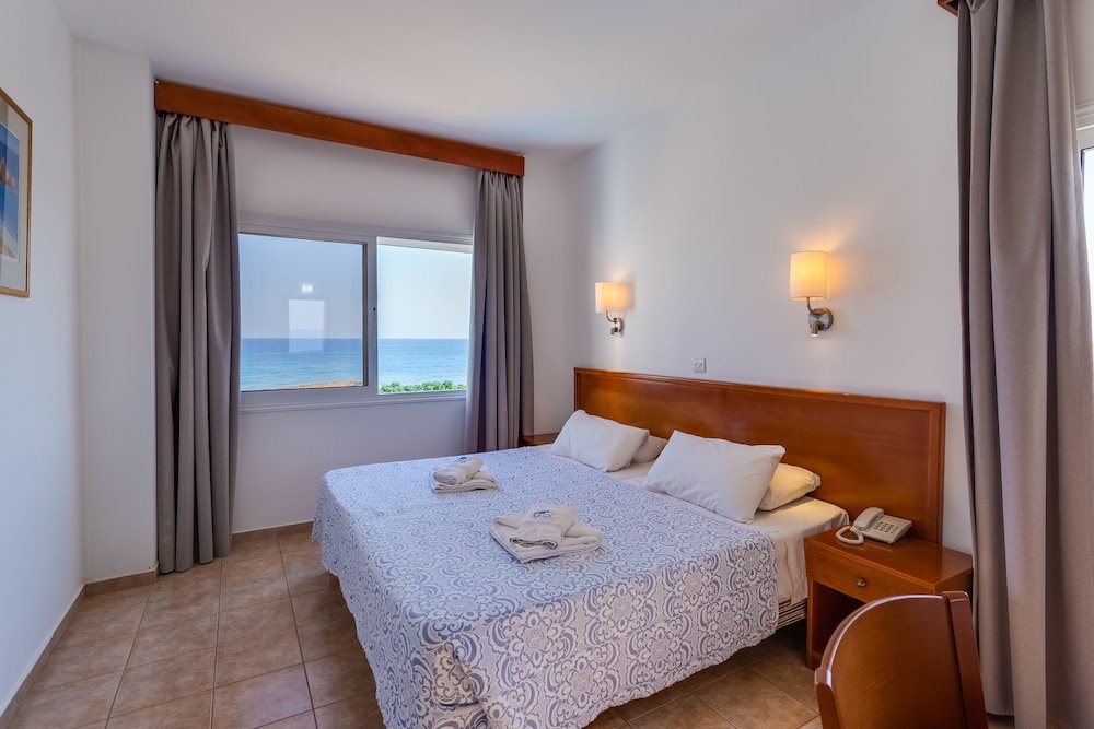 Single Room, Partial Sea View (Single)