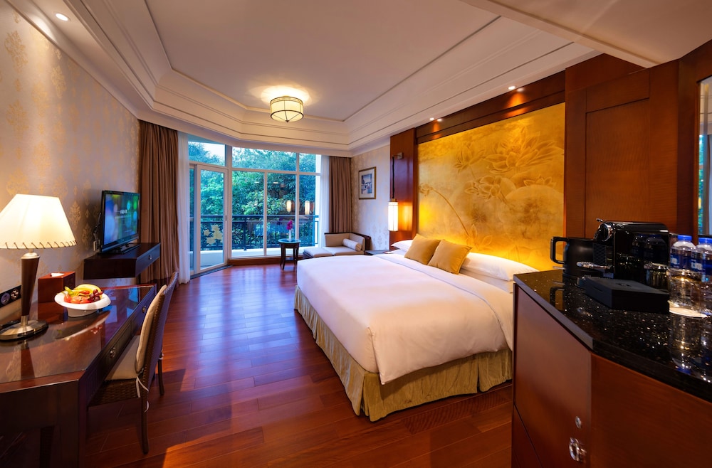 Goodview Superior King Bed Room photo 1