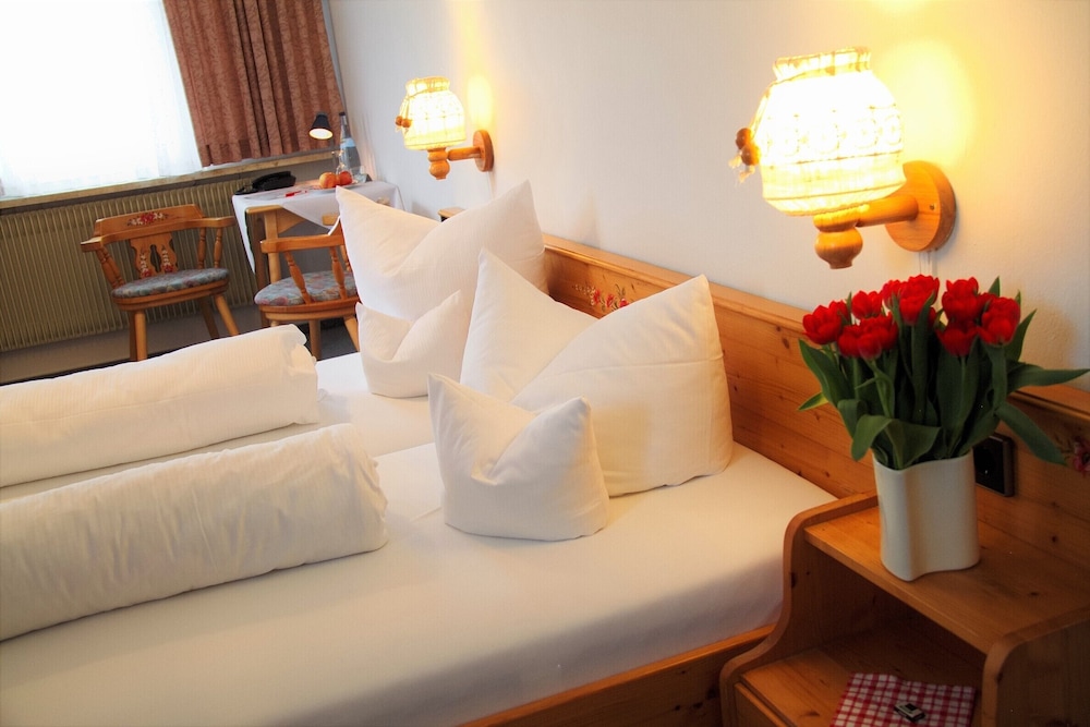 Economy Double Room - Photo 1
