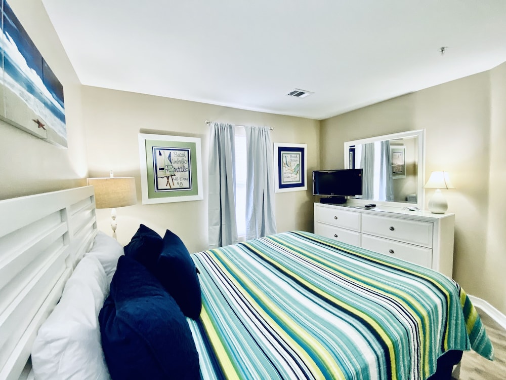 Condo, 1 Bedroom, Balcony, Beach View (315) photo 1
