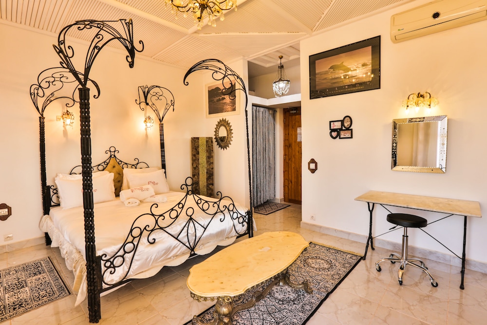 Double Room (NUPTIALE) photo 2