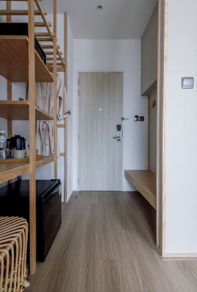 Deluxe Twin Room, Non Smoking - Photo 2