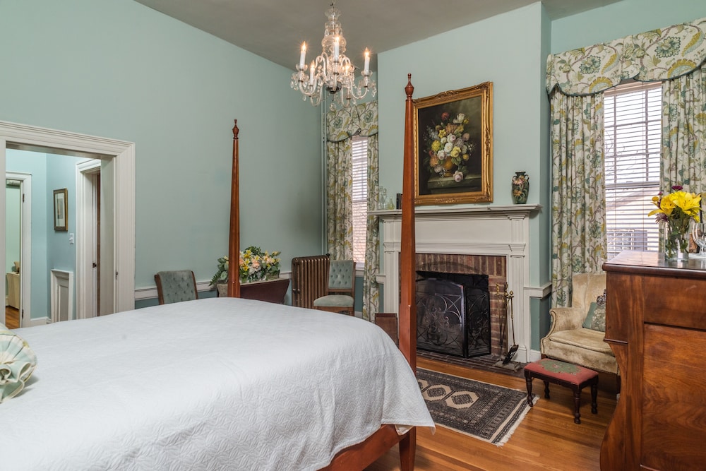 Washington Suite