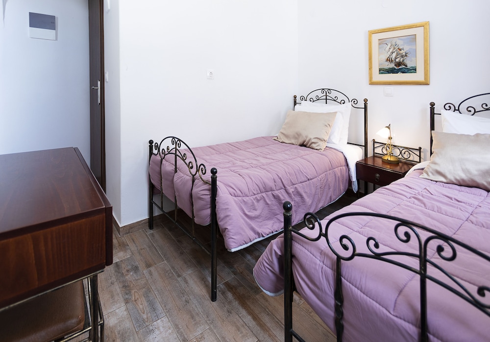 Comfort Room photo 3