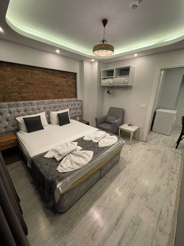 Superior Apartment, 2 Bedrooms, Garden View photo 1