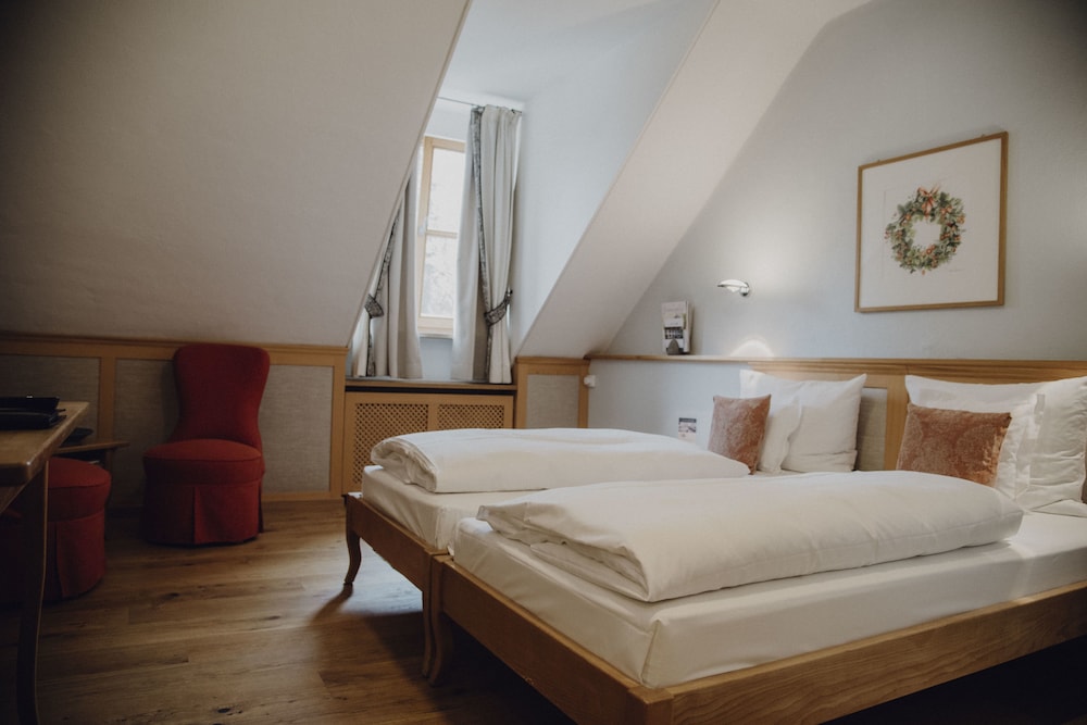 Comfort Double Room, 1 King Bed photo 2