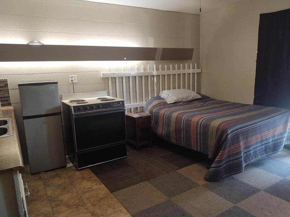 Basic Single Room photo 2