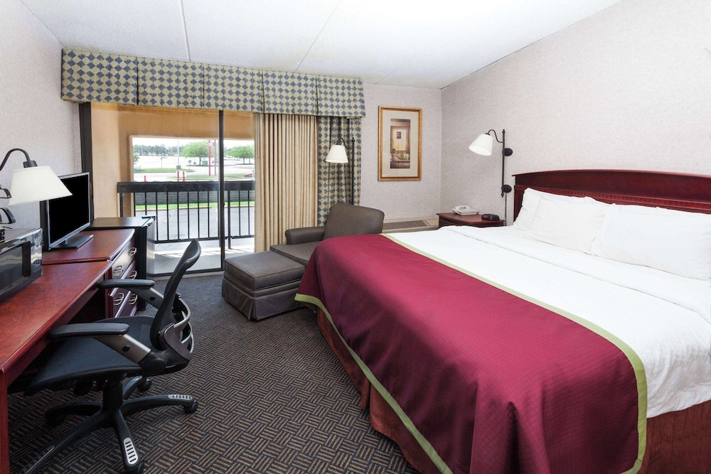Studio Suite, 1 King Bed, Non Smoking