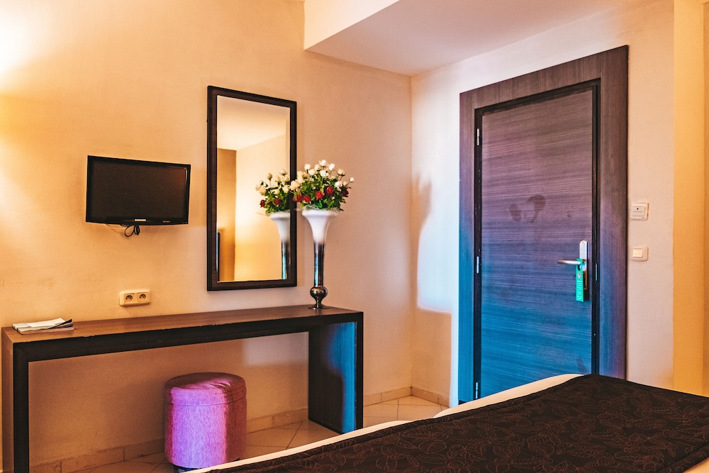 Standard Quadruple Room, Sea View photo 2