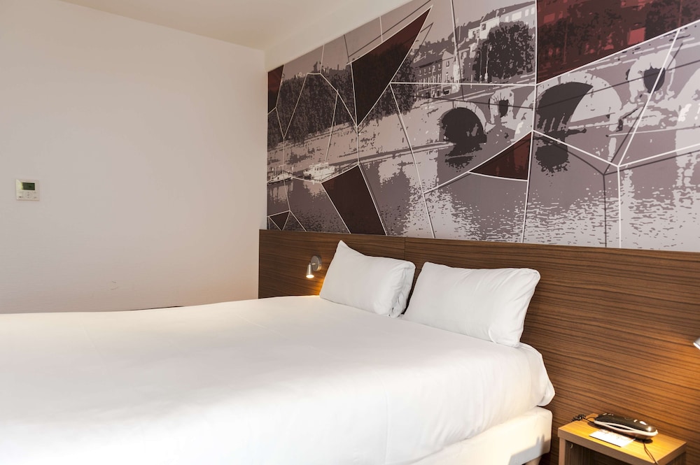 Standard Double Room - Photo 3