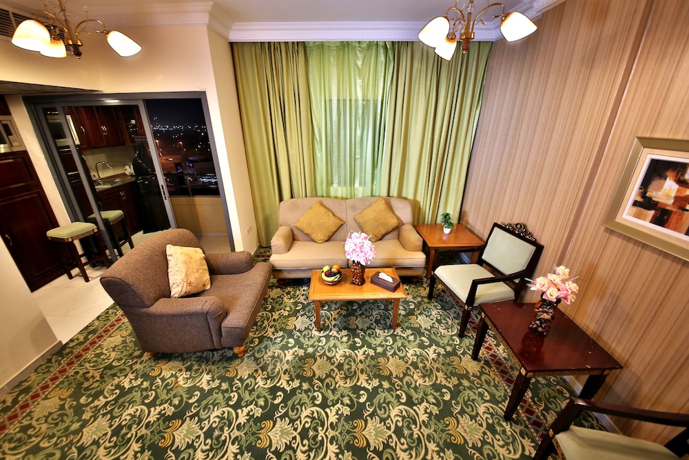 Deluxe Apartment, 1 Bedroom (1 King Bed) photo 2