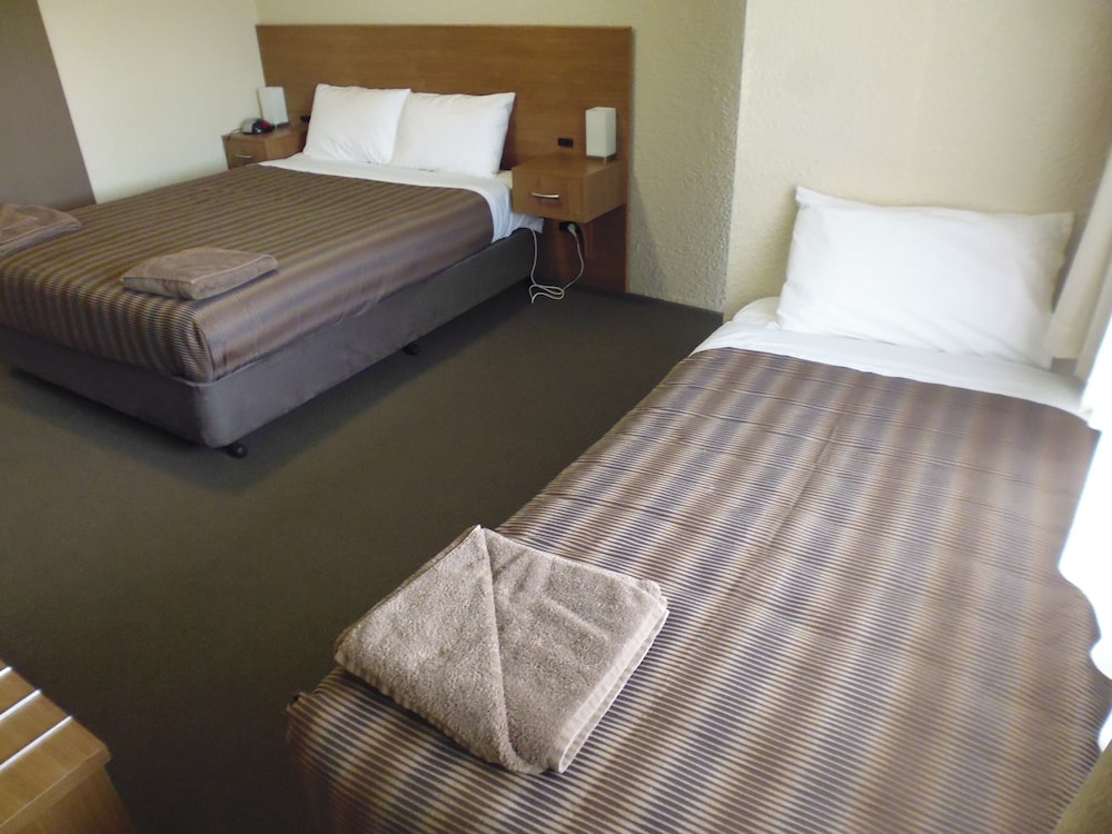 Standard Triple Room photo 3