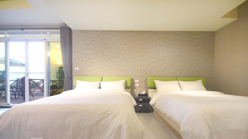 Deluxe Quadruple Room (101) photo 3