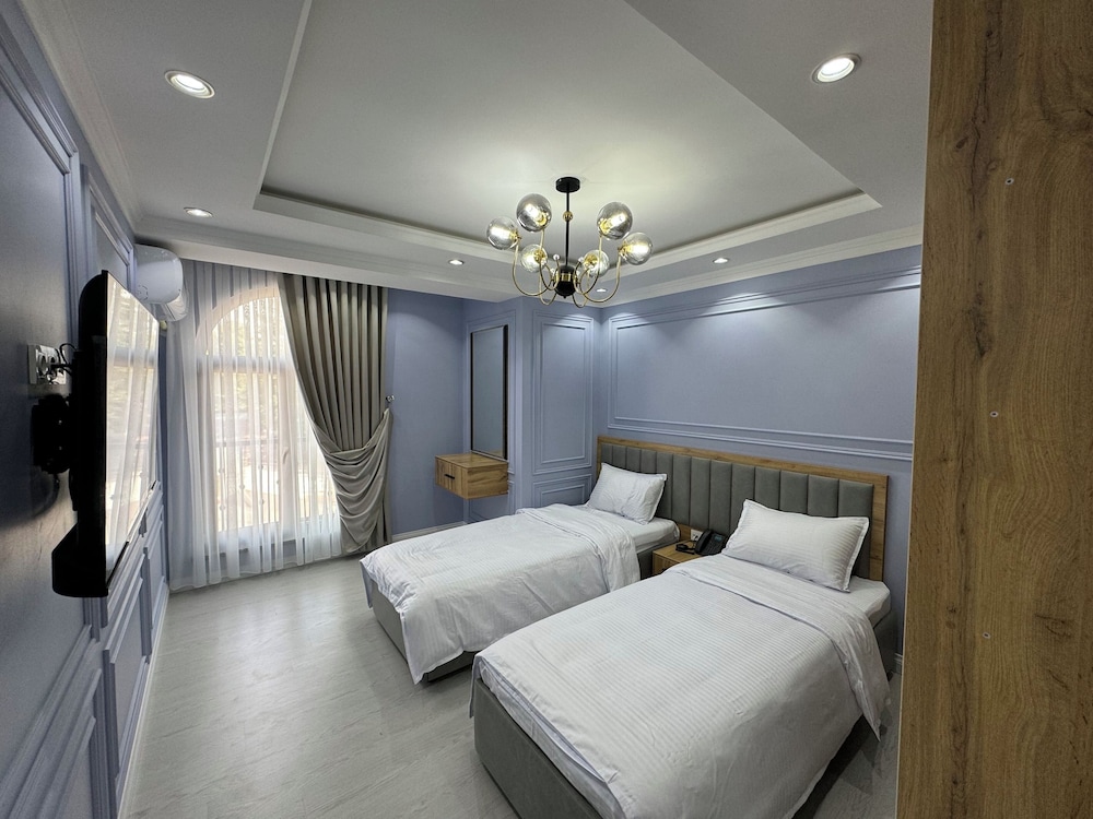 Deluxe Double or Twin Room, City View