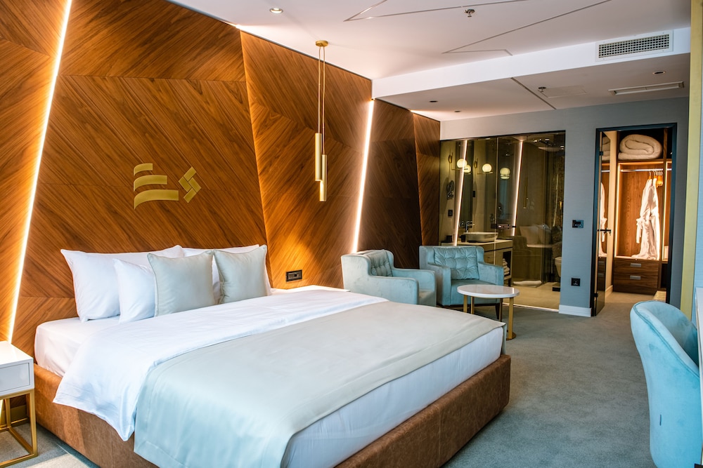 Superior Double Room - Photo 2