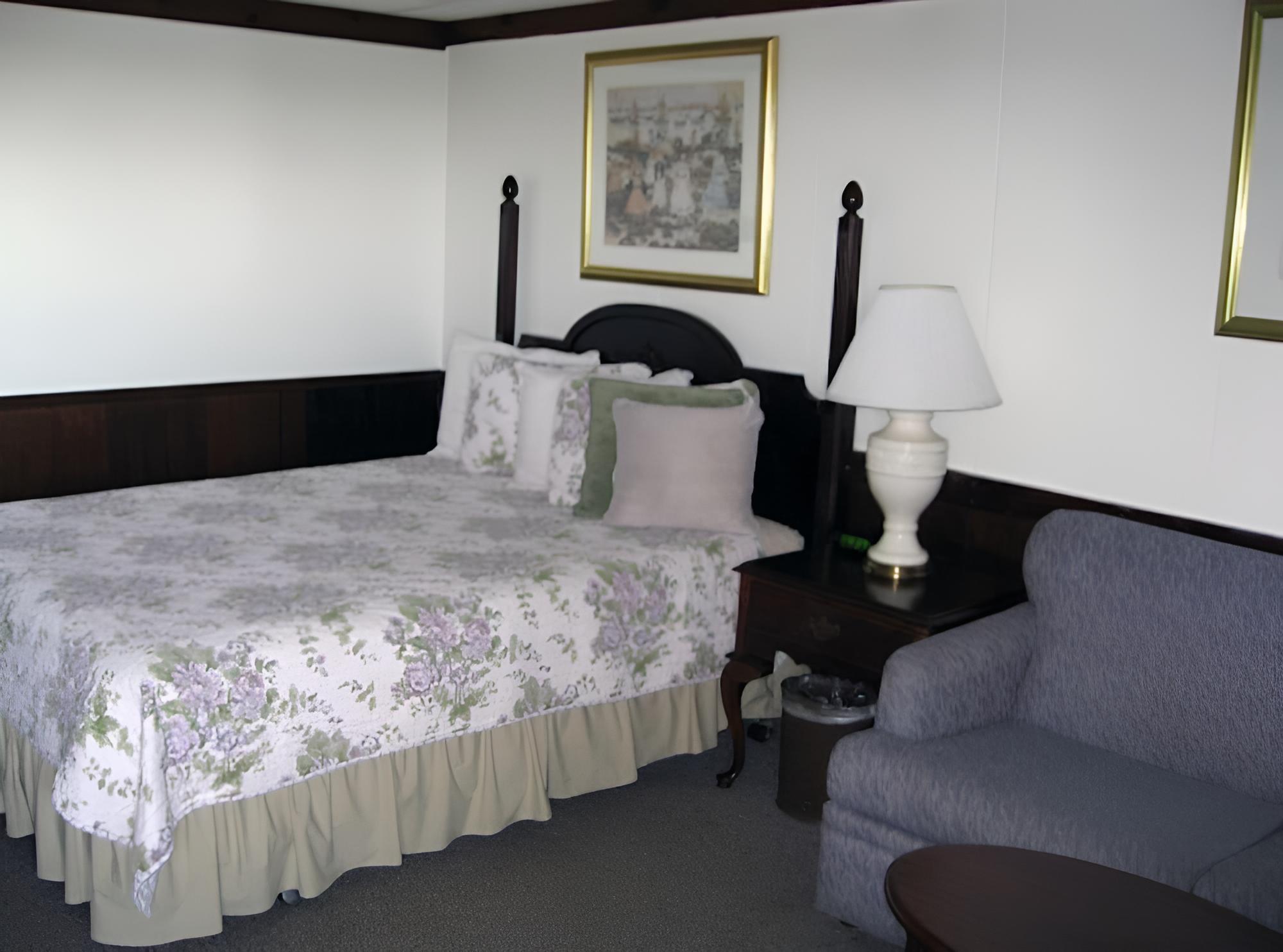 Standard Single Room, Lake View photo 2