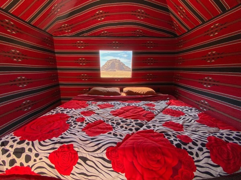 Traditional Double Room, 1 Queen Bed, Desert View