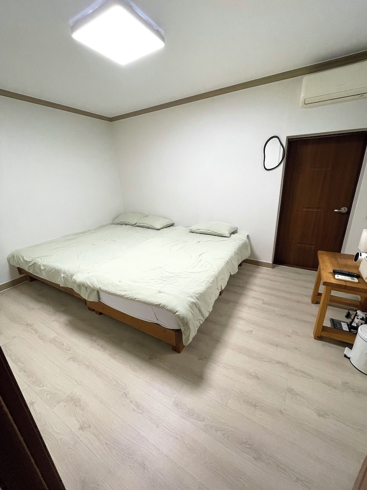 Twin Room photo 1
