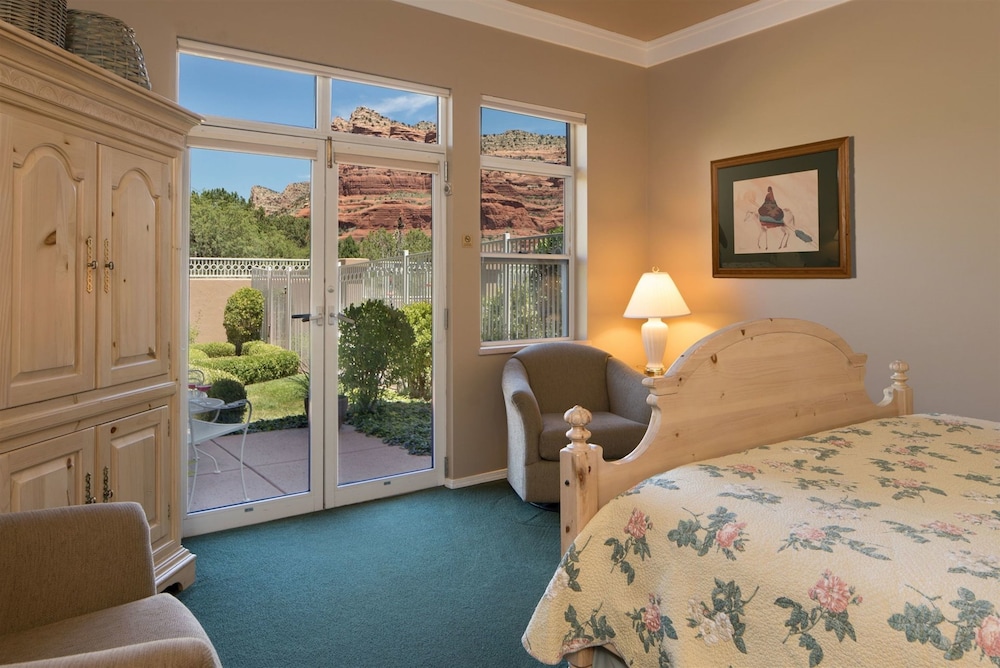 Indian Paintbrush (2 twin Beds) photo 1
