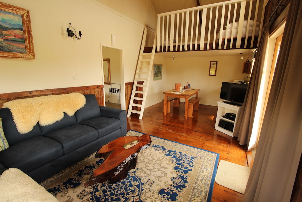 The Wool Shed Suite photo 2