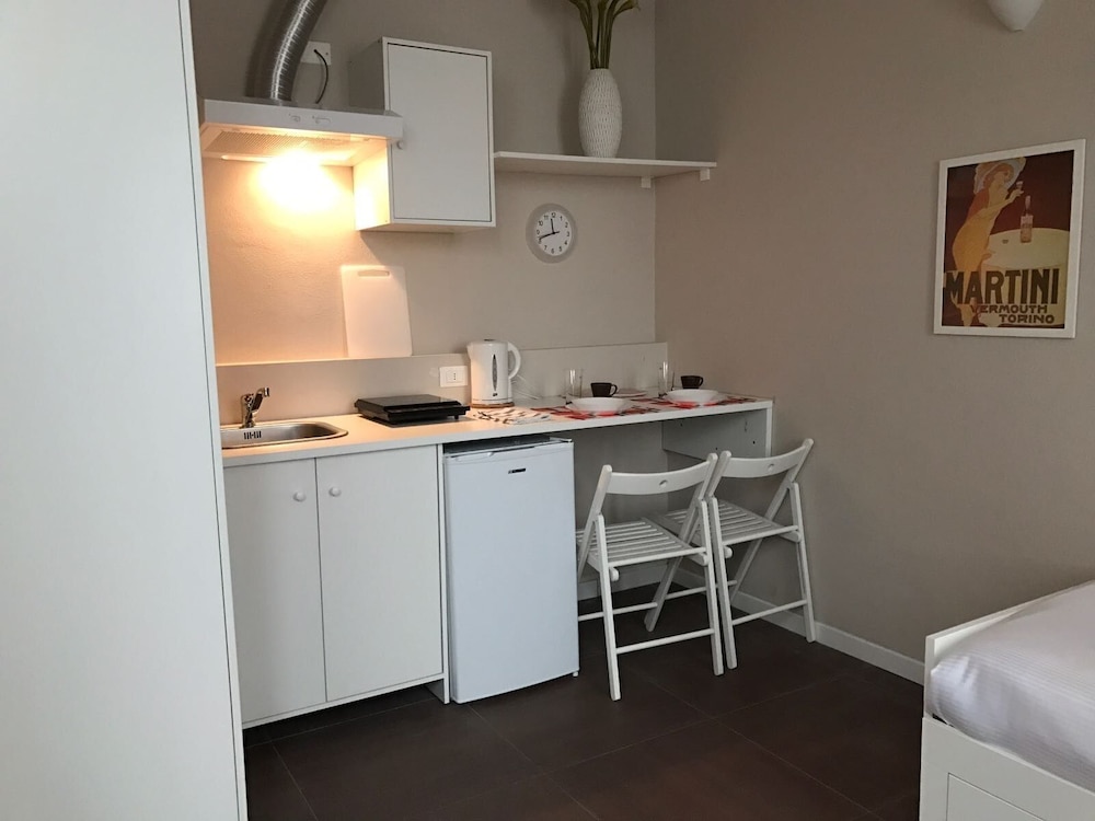 Basic Quadruple Room photo 3