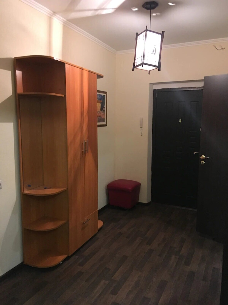 Basic Apartment photo 1