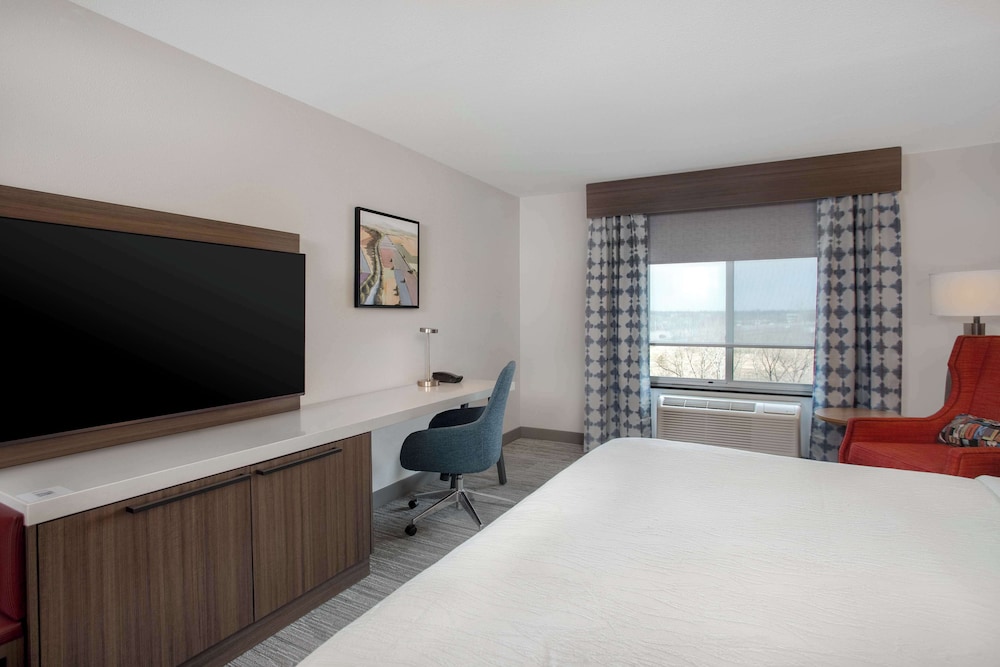 1 King Bed - Photo 6