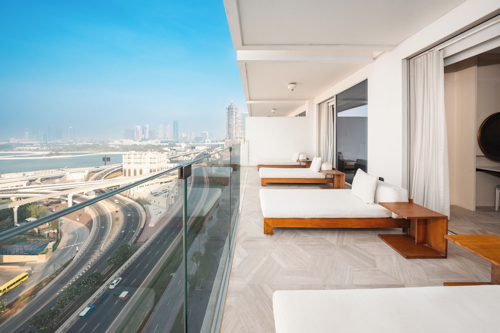 Luxe 2 Bedroom Suite