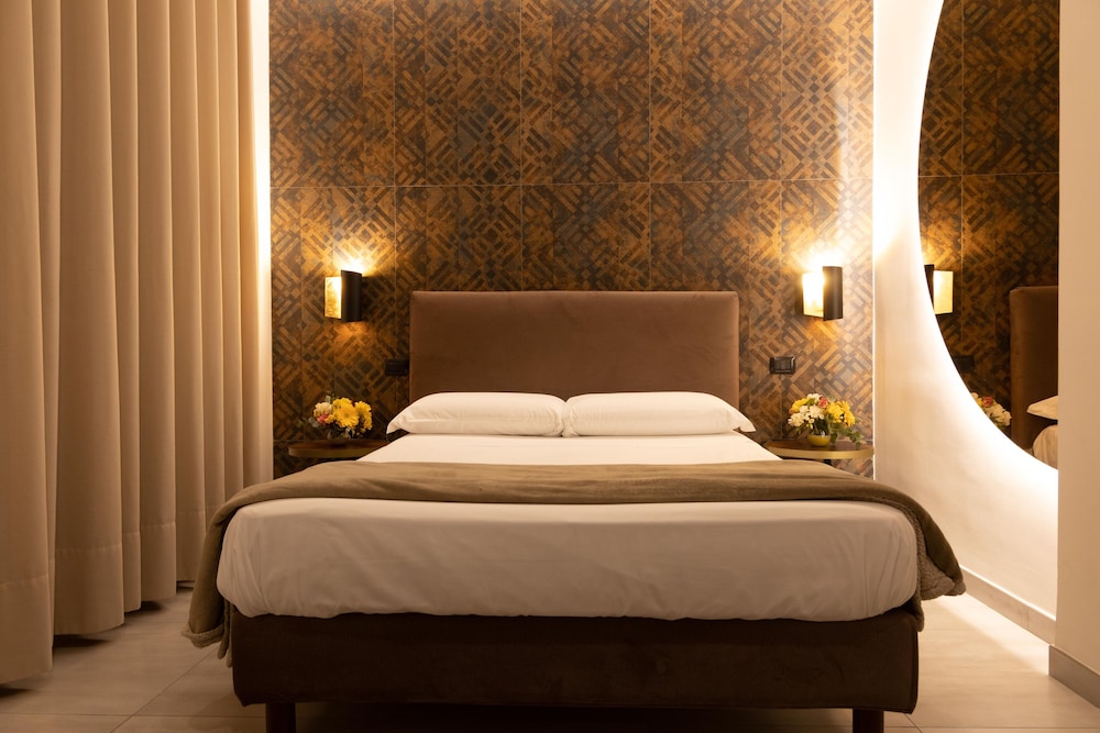 Deluxe Room, Balcony - Photo 13