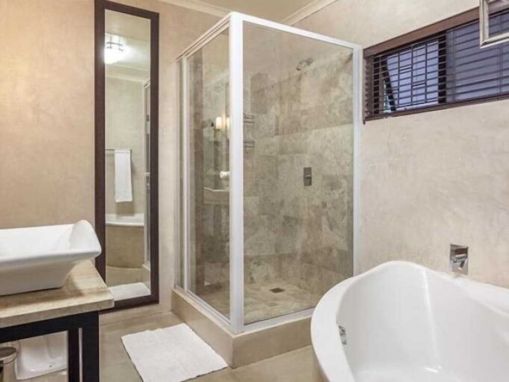 Contemporary Stone Room