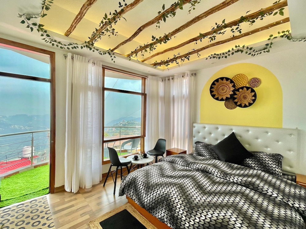 Deluxe Double Room, Hill View