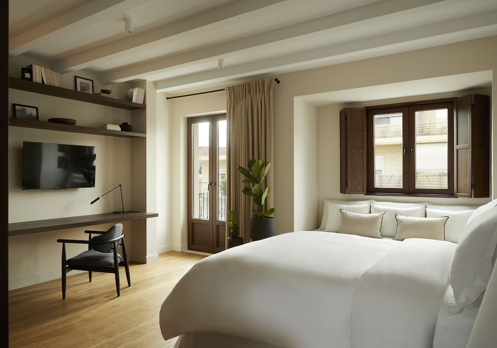 Luxury Double Room (Meteora View)