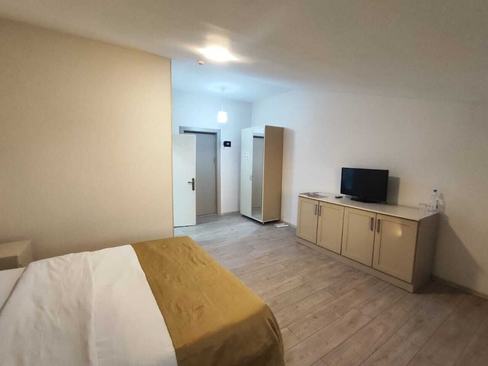 Economy Double or Twin Room photo 1