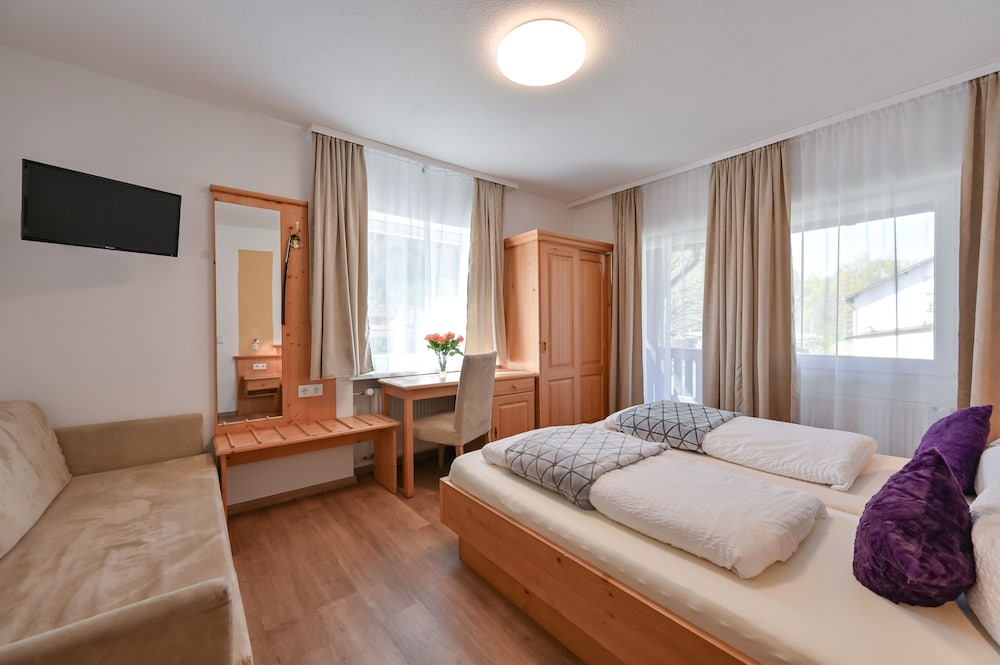 Double Room, Balcony - Photo 13