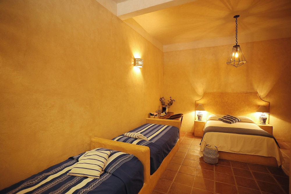 Deluxe Double Room, Lake View