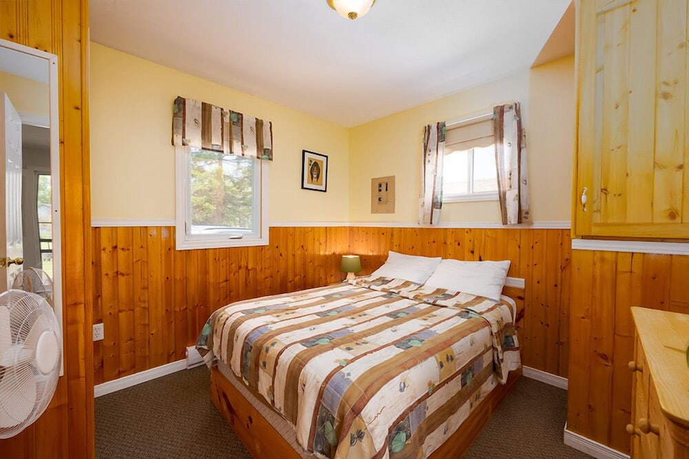 Deluxe Chalet photo 3