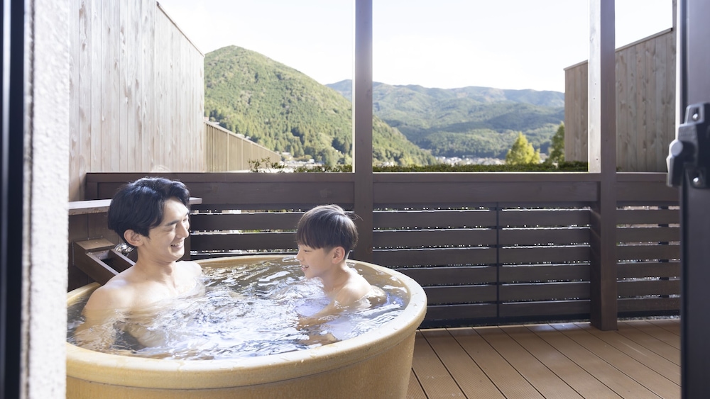 Standard Japanese Style 2-pax with Open-air Bath,Non-Smoking photo 2