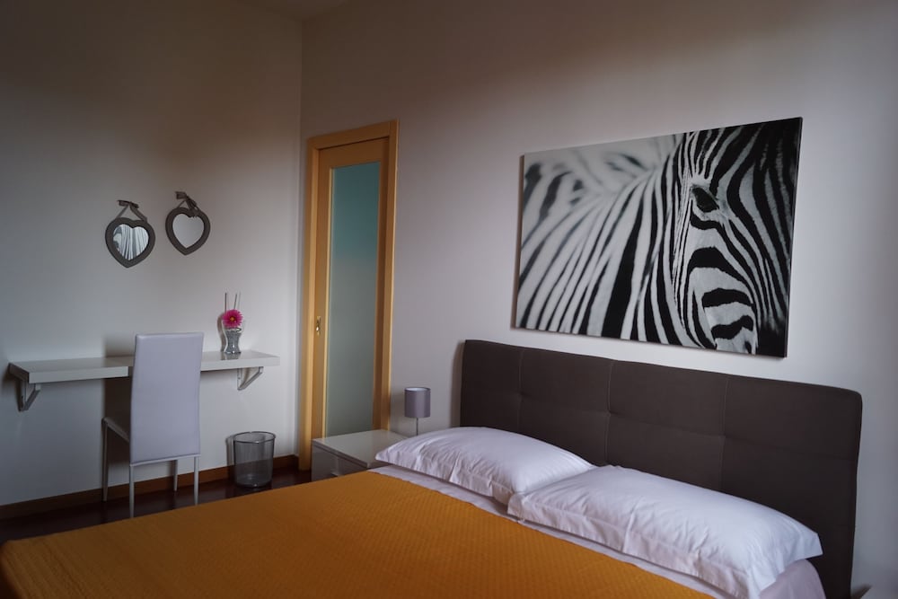 Superior Double Room, Ensuite, Harbor View