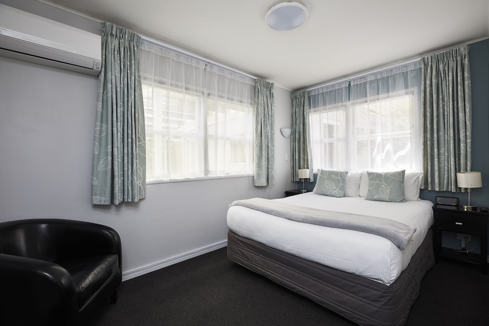 Standard 1 Bedroom