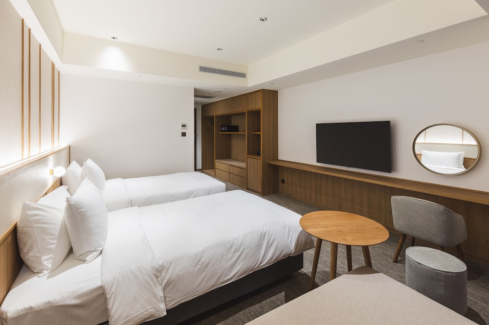Deluxe Adjoining Room photo 3