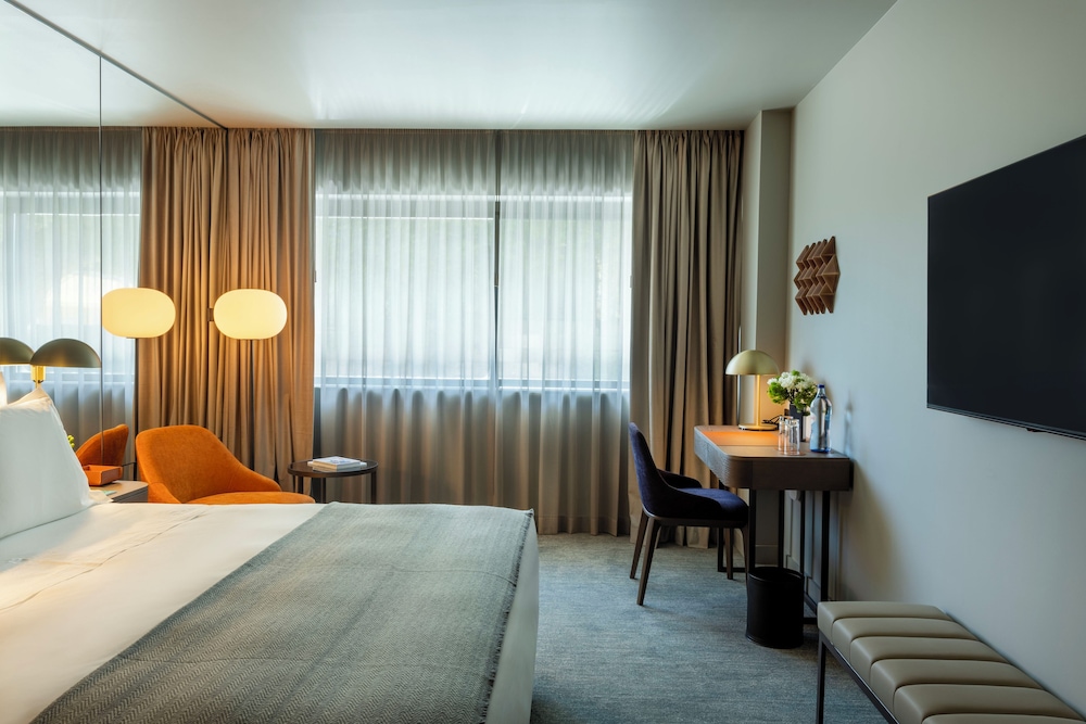Superior Room, Courtyard View
