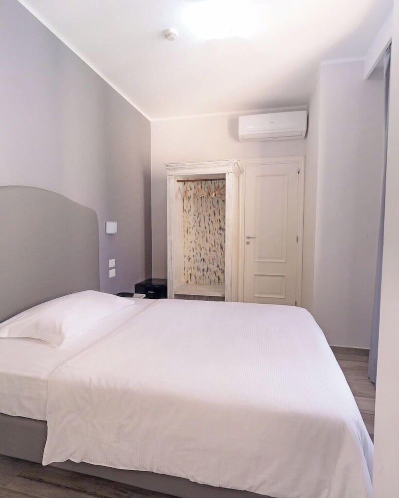 Superior Room - Photo 3