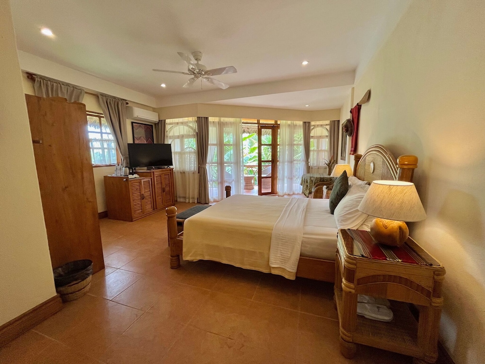 Executive Room, Garden View - Photo 2