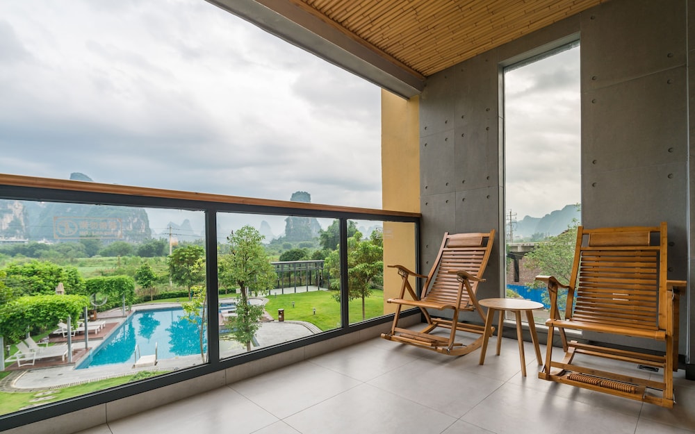 Deluxe Double Room, Balcony