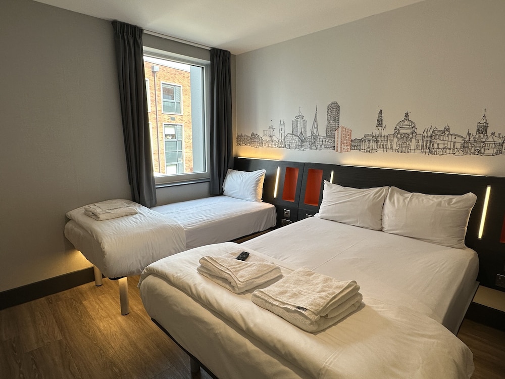Family Triple Room - Photo 2
