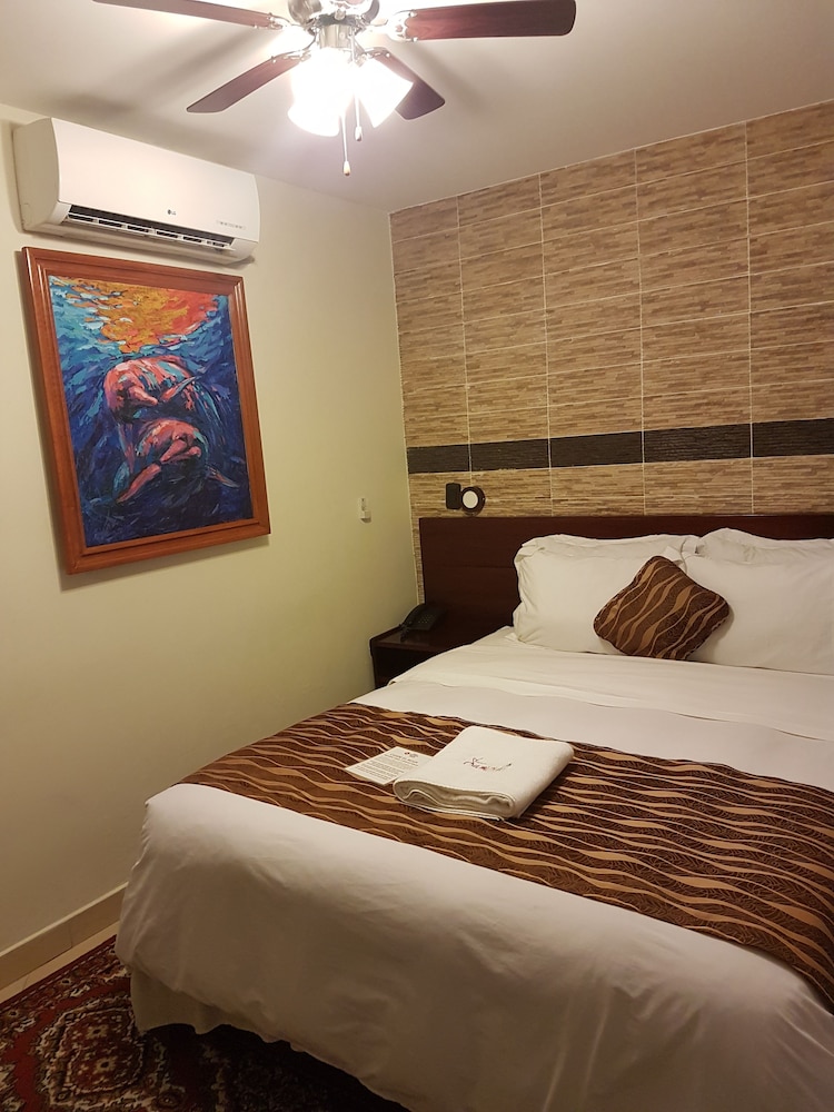 Standard Room, 1 Large Twin Bed photo 3