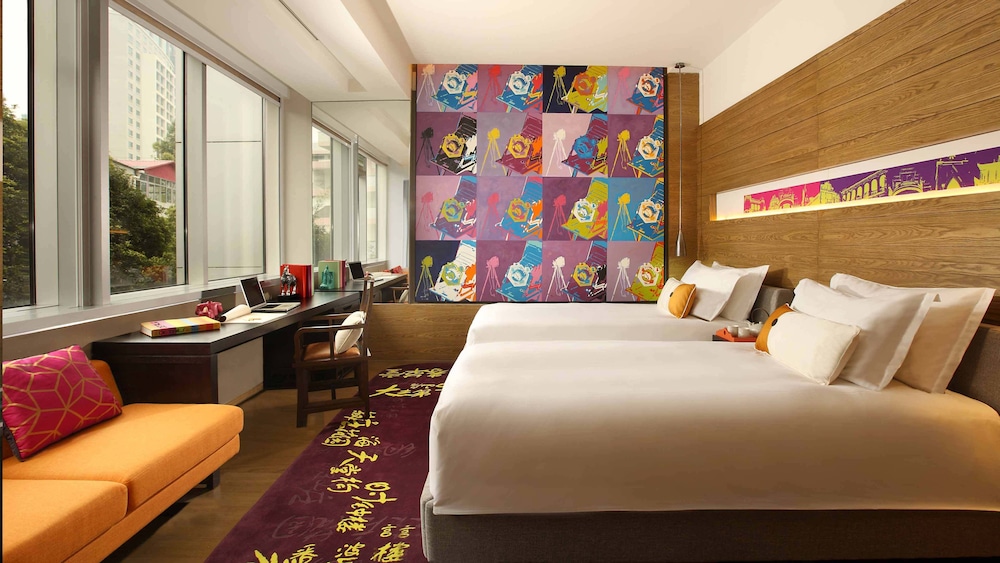 2 Twin Premium City View - Photo 2